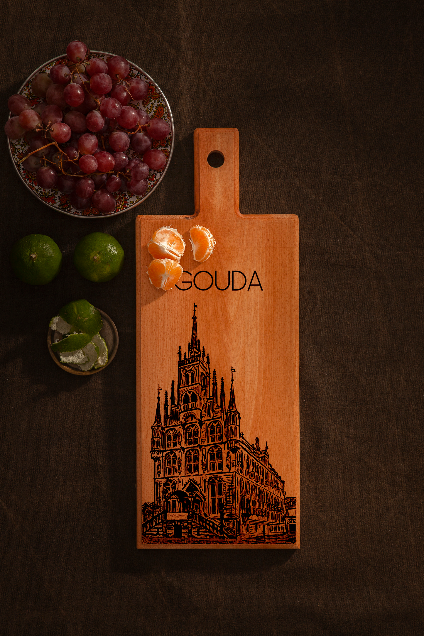 Handmade Gouda Stadhuis Engraved Serving Board - Beech Wood