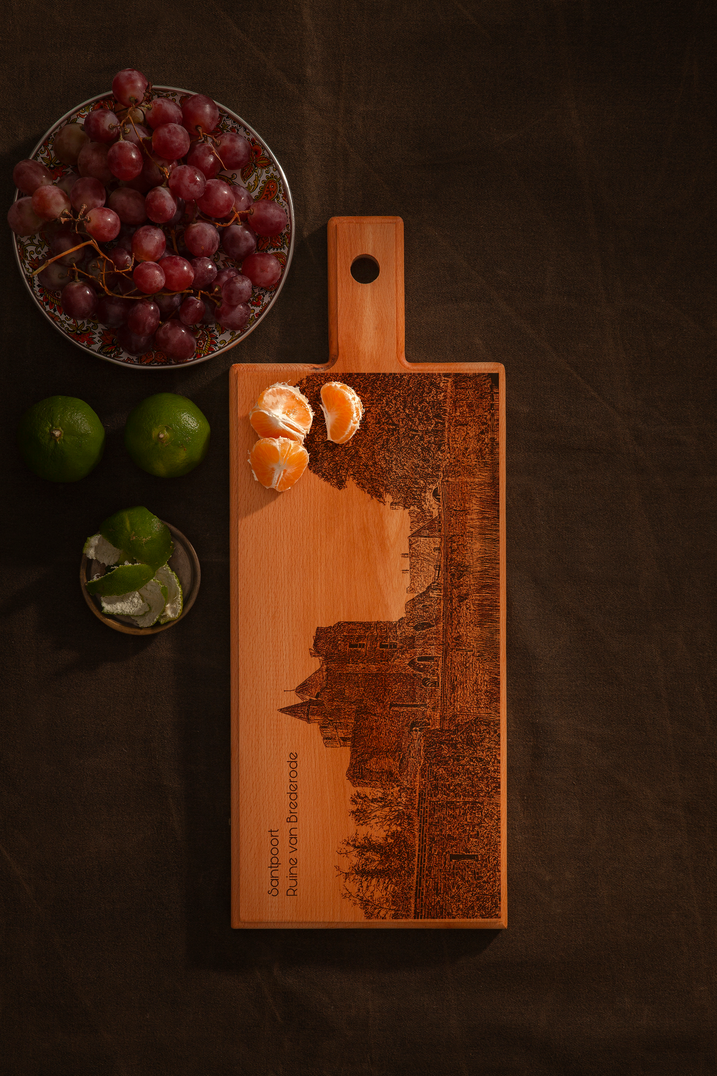 Santpoort Ruïne van Brederode Wooden Serving Board – 49 x 17 cm
