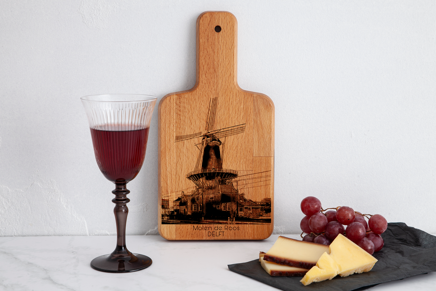 Delft, Molen de Roos, cheese board, in kitchen