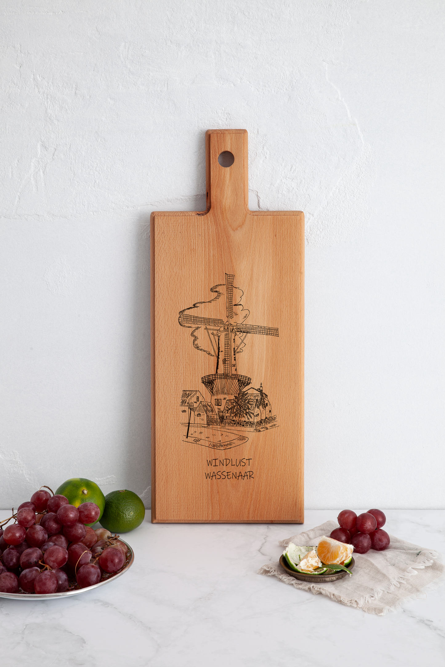 Wassenaar, Windlust, medium serving board, in kitchen