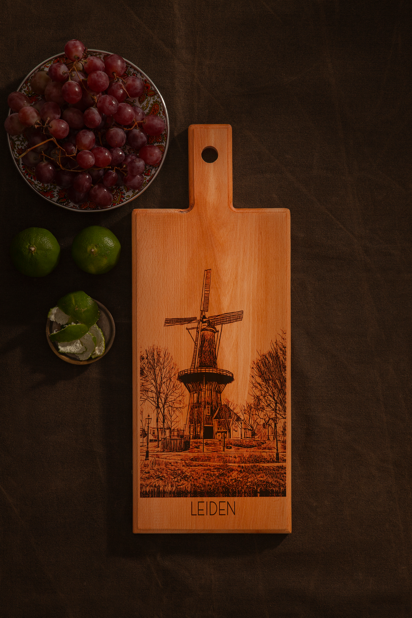 Leiden, Molen De Valk, medium serving board, antimicrobial