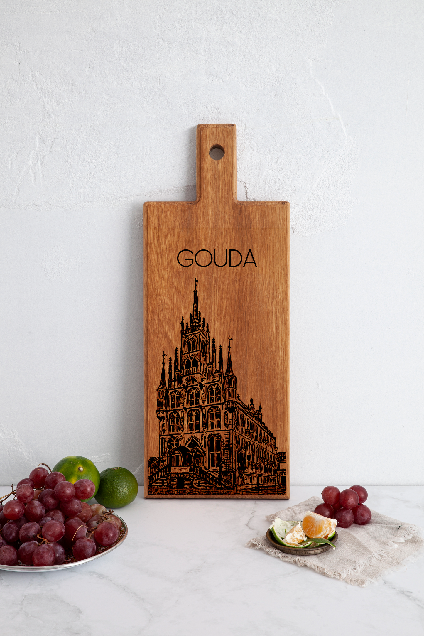 Handmade Gouda Stadhuis Engraved Serving Board - Beech Wood