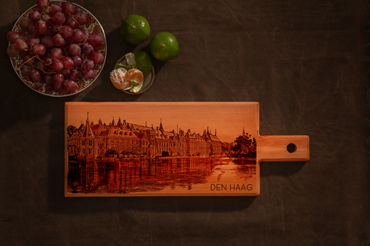 Den Haag, Binnenhof, medium serving board, main front
