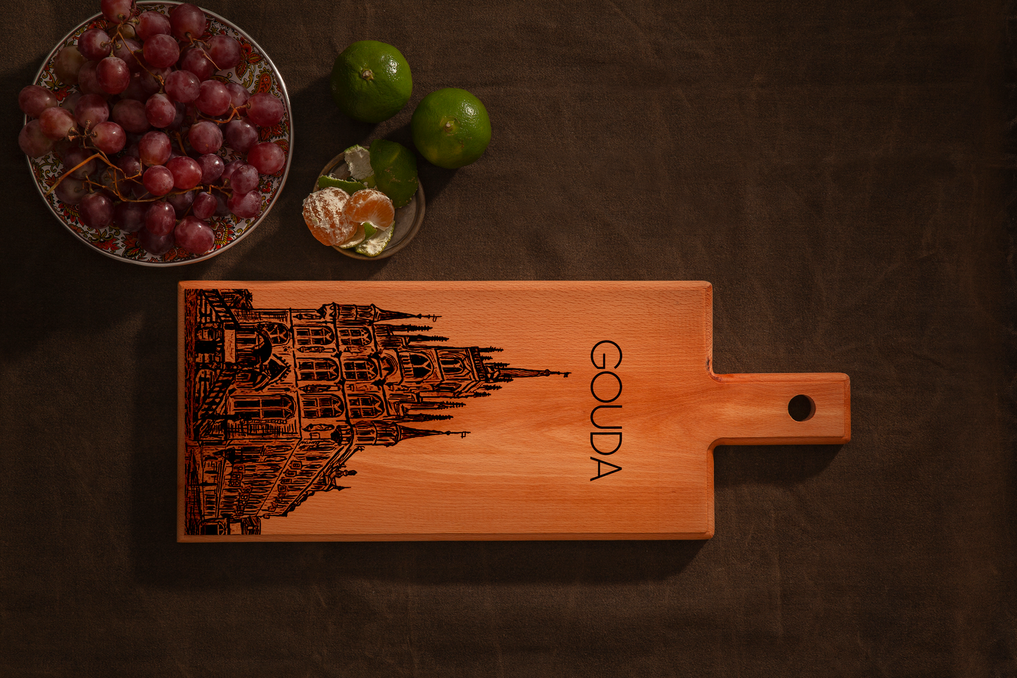 Handmade Gouda Stadhuis Engraved Serving Board - Beech Wood