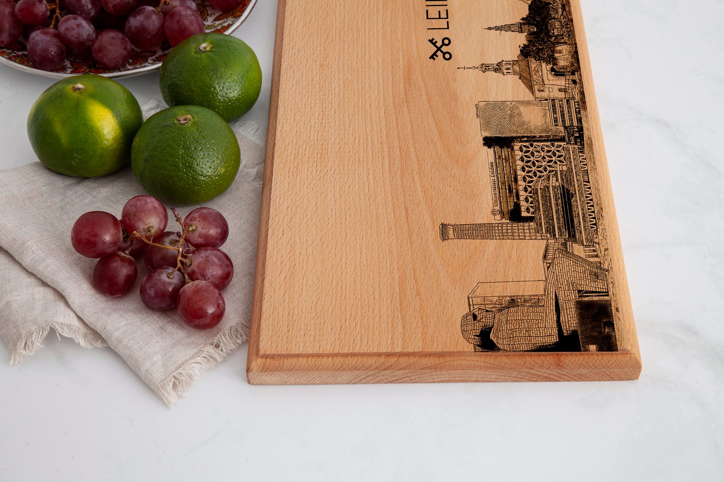 LEIDEN SKYLINE MEDIUM SERVING BOARD