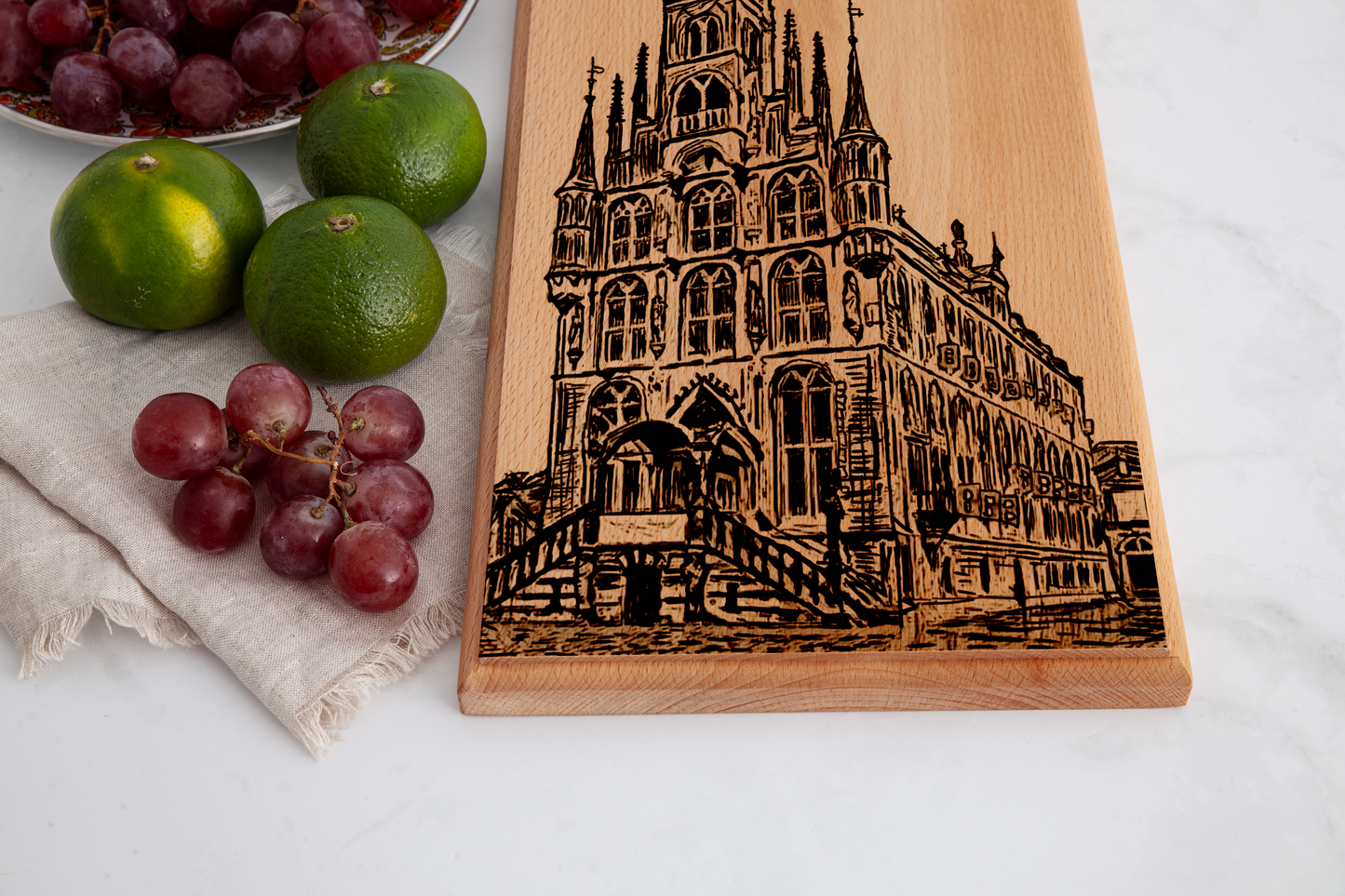 Handmade Gouda Stadhuis Engraved Serving Board - Beech Wood