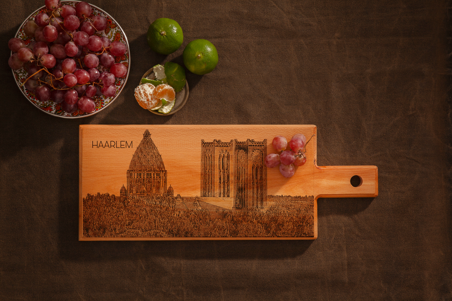 Haarlem Nieuwe St. Bavo – Wooden Serving Board (49 × 17 cm)