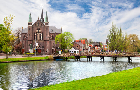 A Complete Guide to Alkmaar: Unveiling the City's Rich History and Culture