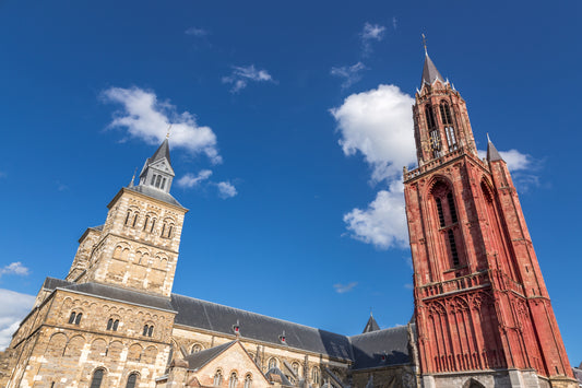 Gothic Grandeur: Unveiling the Architectural Marvel of Sint-Janskerk in Maastricht