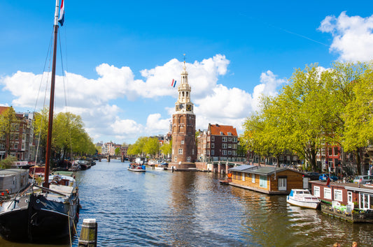 Amsterdam, Montelbaanstoren, canal