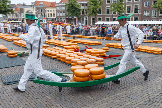 Alkmaar Kaasmarkt: A Gouda Tale Through Time