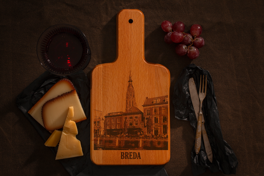 Breda, Grote Kerk, cheese board, main front