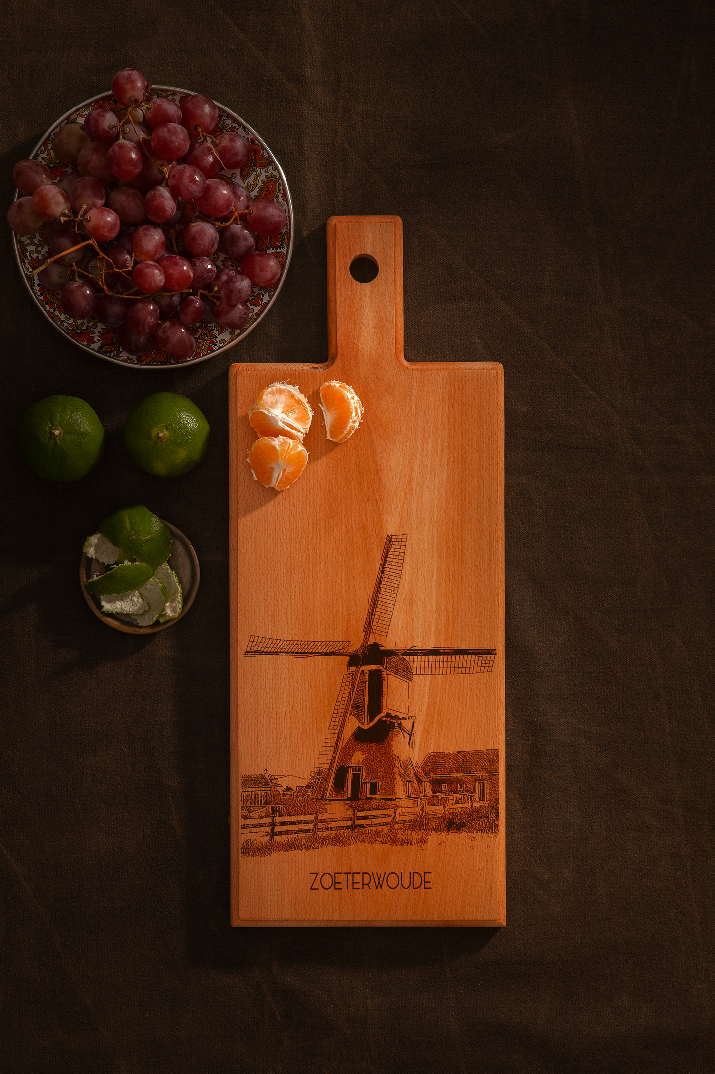 Zoeterwoude Molen – Wooden Serving Board (49 × 17 cm)