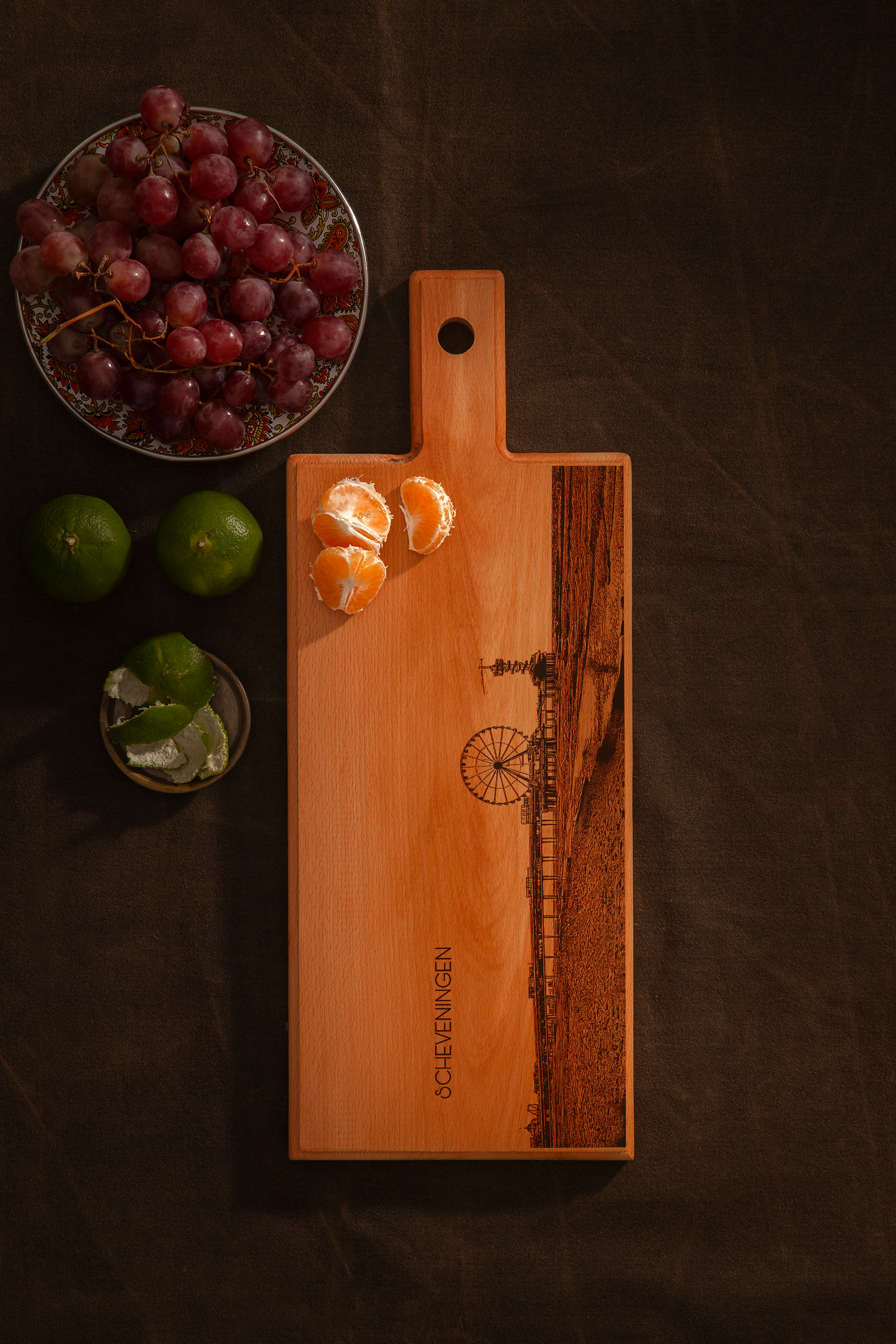 Scheveningen De Pier – Houten Serveerplank (49 × 17 cm)