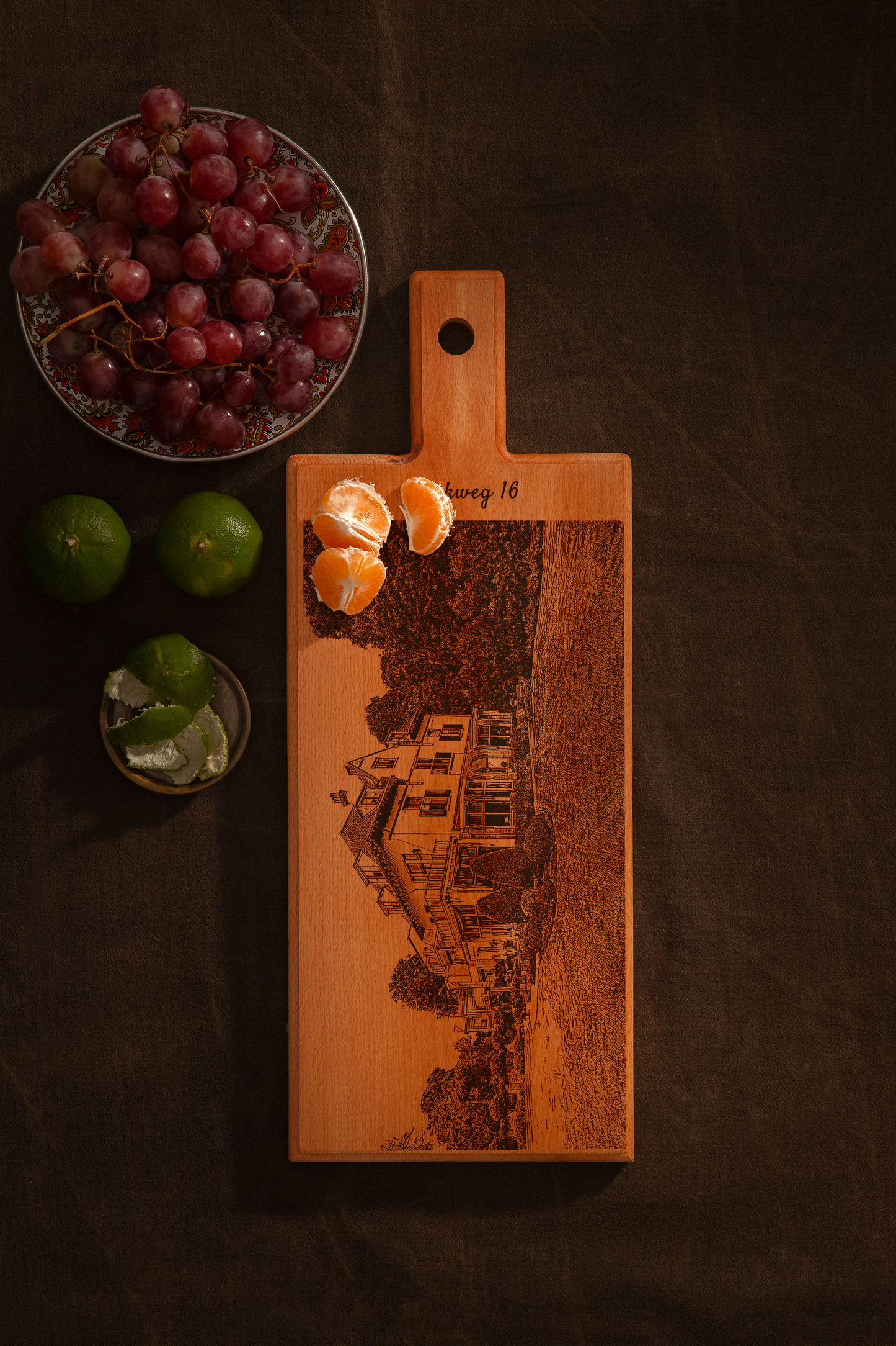 Gepersonaliseerde Handgetekende Houten Serveerplank (49 × 17 cm)