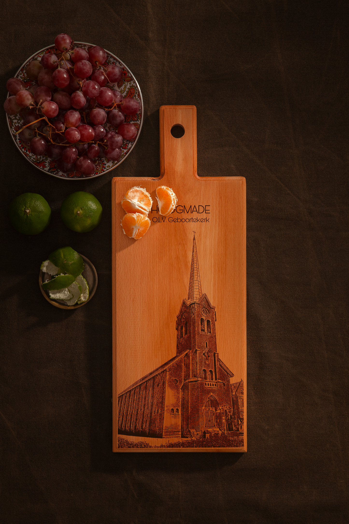 Hoogmade OLV Geboortekerk – Wooden Serving Board (49 × 17 cm)