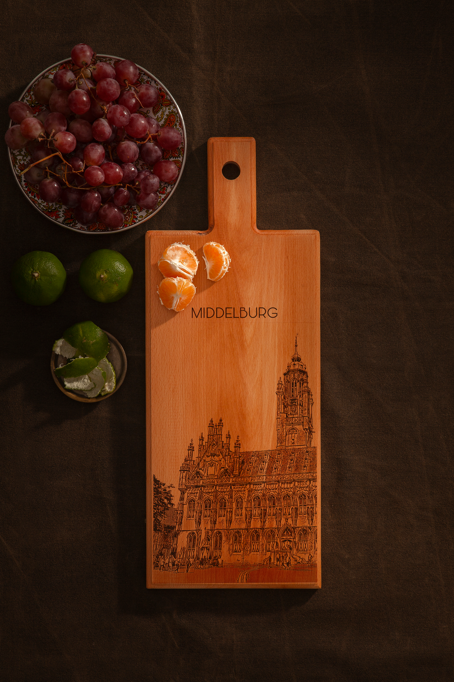 Middelburg Stadhuis Wooden Serving Board – 49 x 17 cm