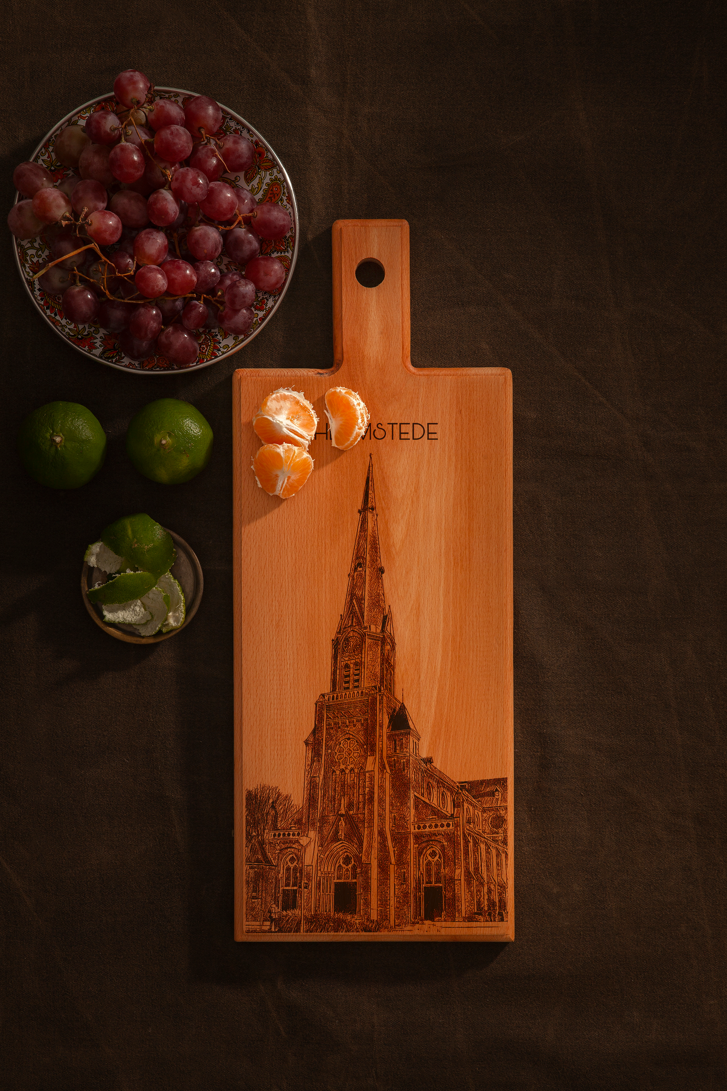 Heemstede Heilige Bavo – Wooden Serving Board (49 × 17 cm)