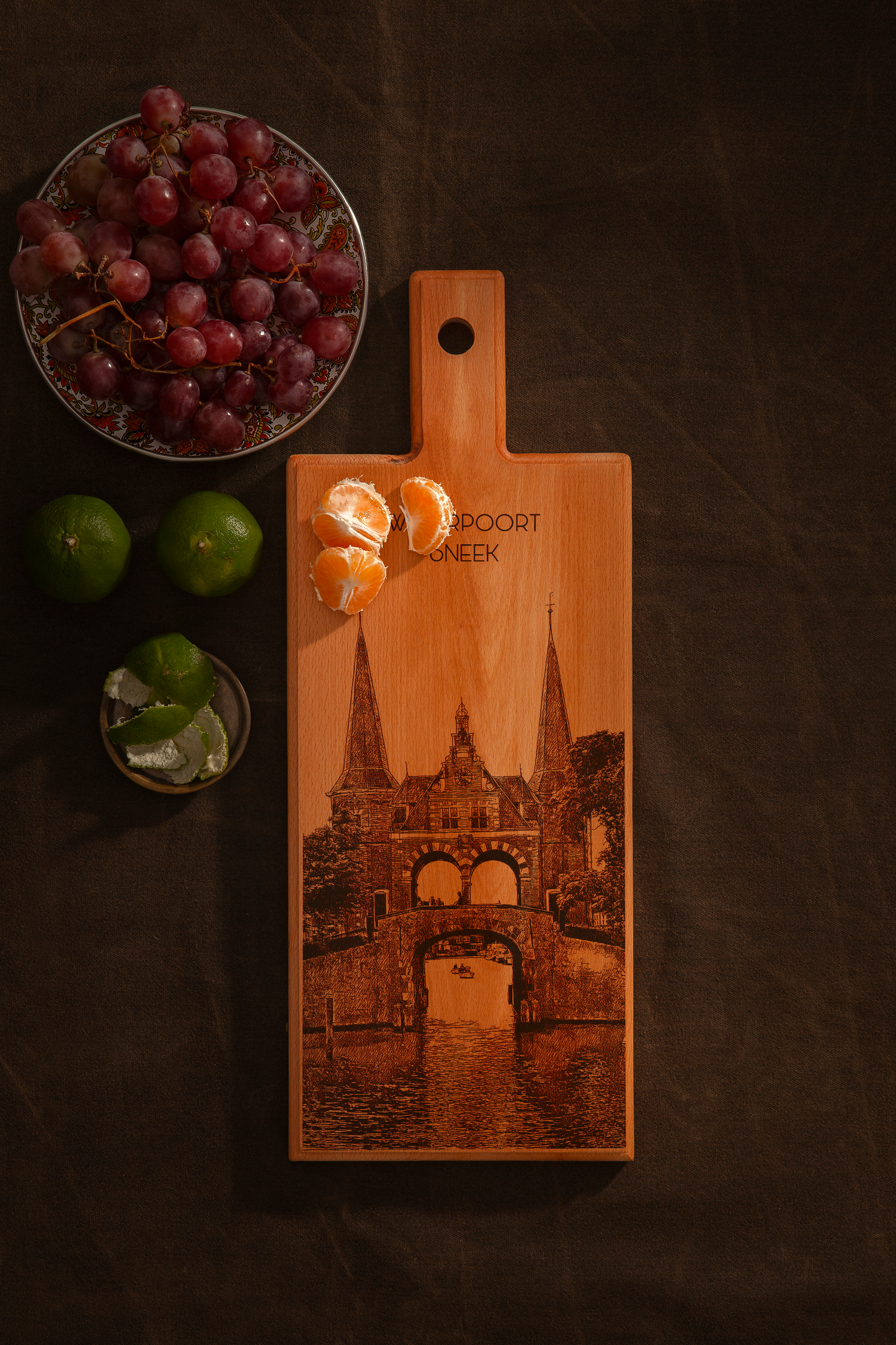 Sneek Waterpoort houten serveerplank – 49 x 17 cm