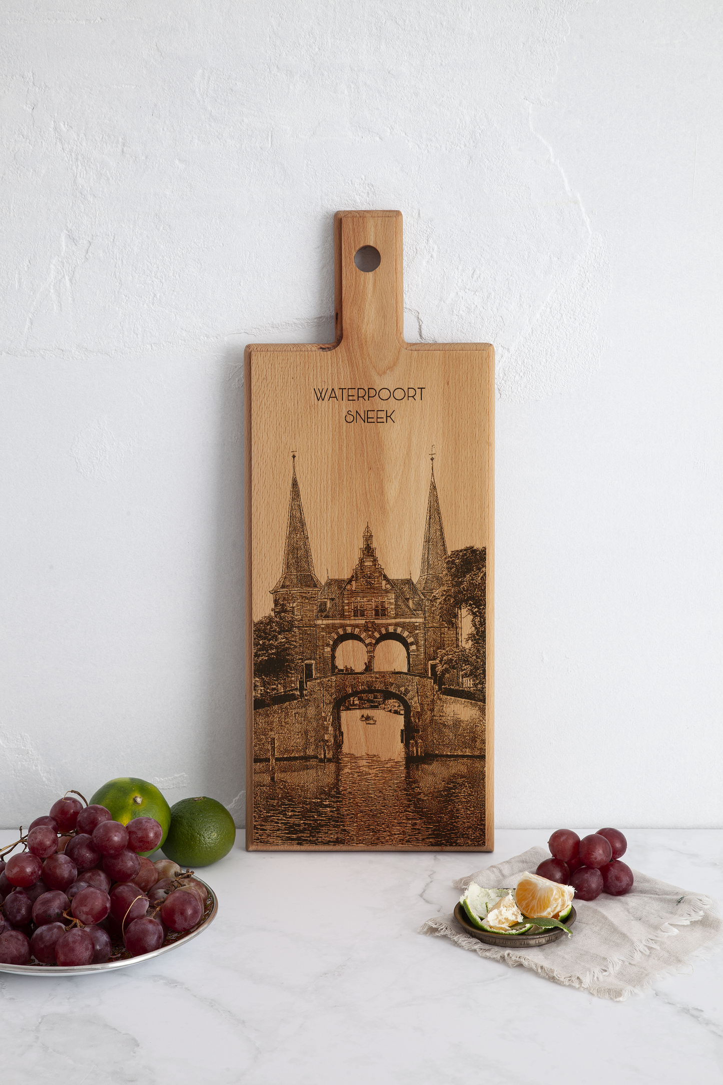 Sneek Waterpoort houten serveerplank – 49 x 17 cm