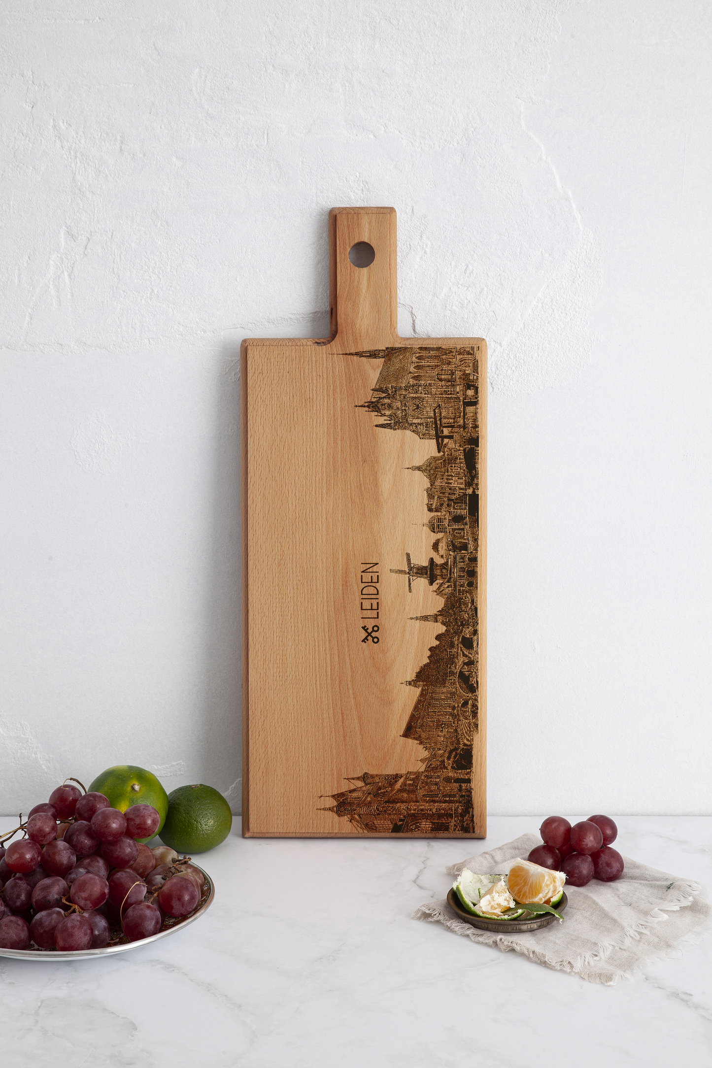 LEIDEN SKYLINE MEDIUM SERVING BOARD