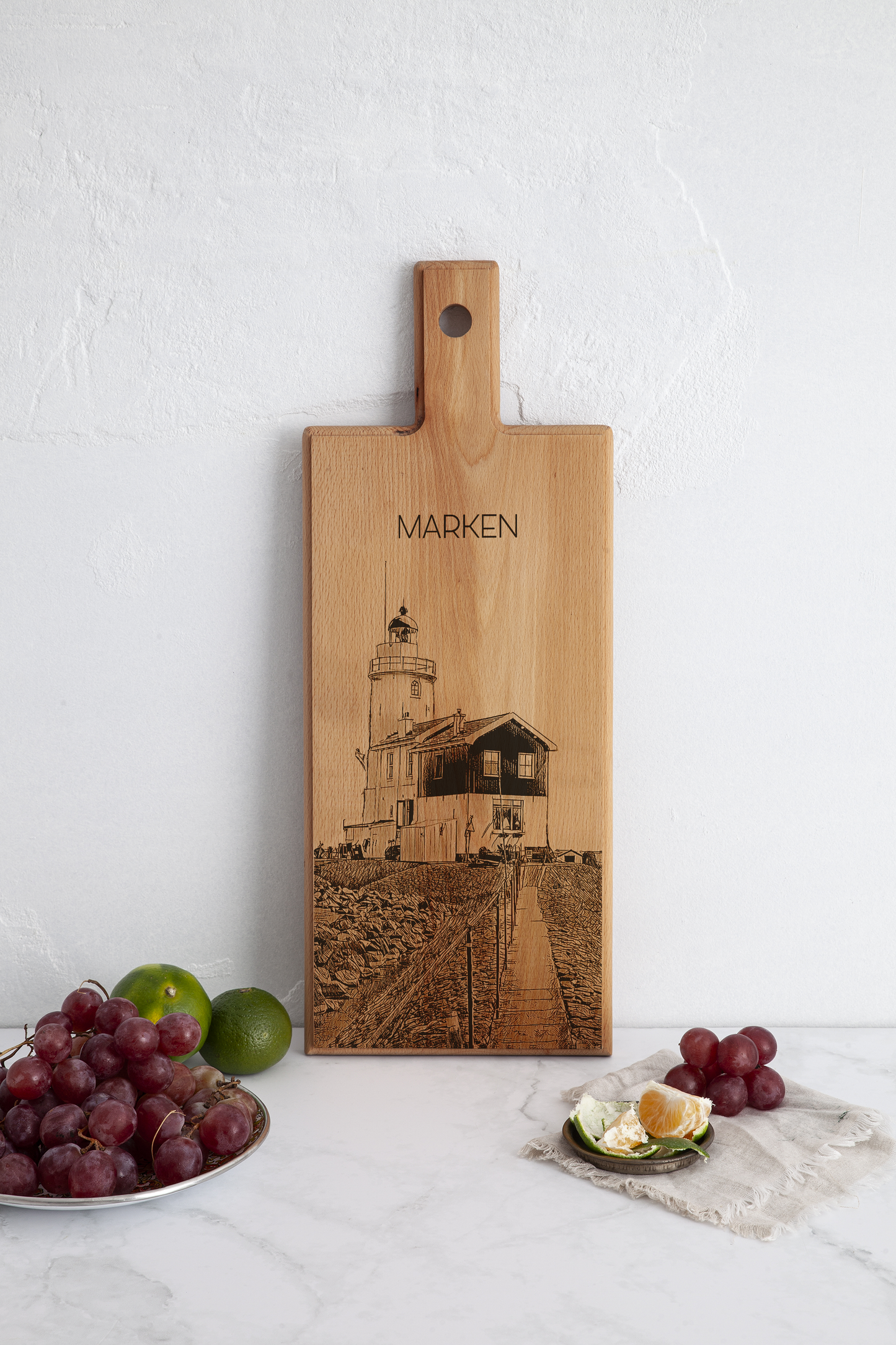 Marken Vuurtoren Wooden Serving Board – 49 x 17 cm
