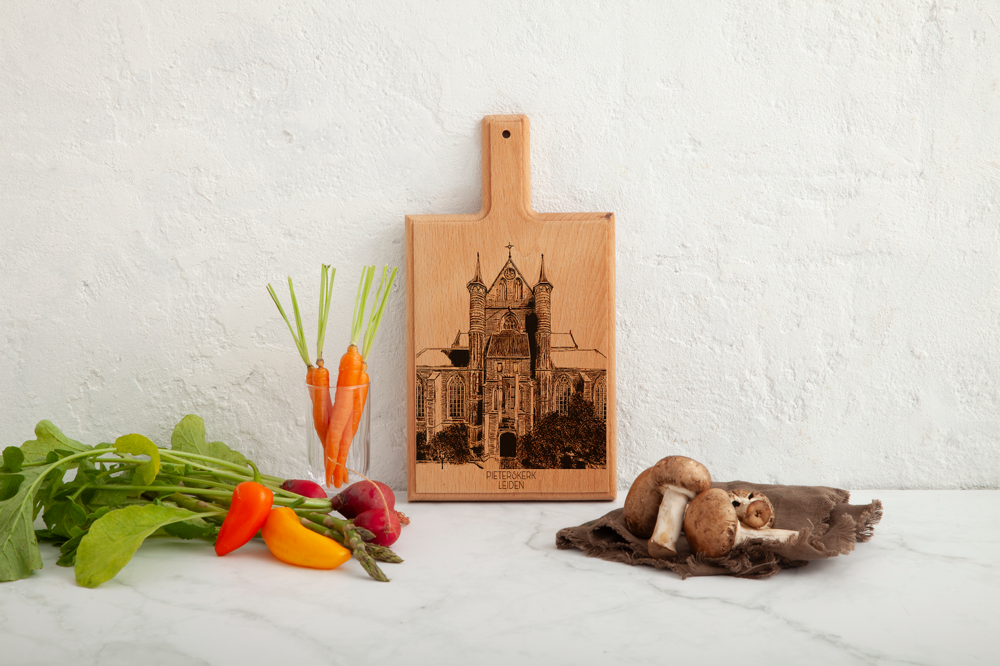 Leiden Pieterskerk Handmade , Engraved Cheese Board - Beech Wood