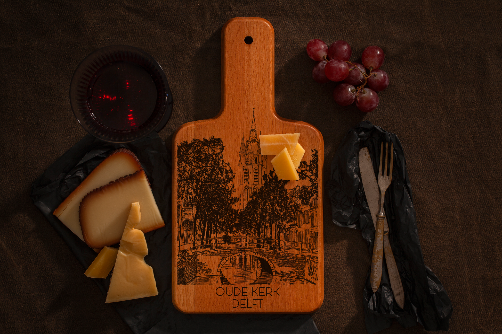 Delft, Oude Kerk, cheese board, with cheese