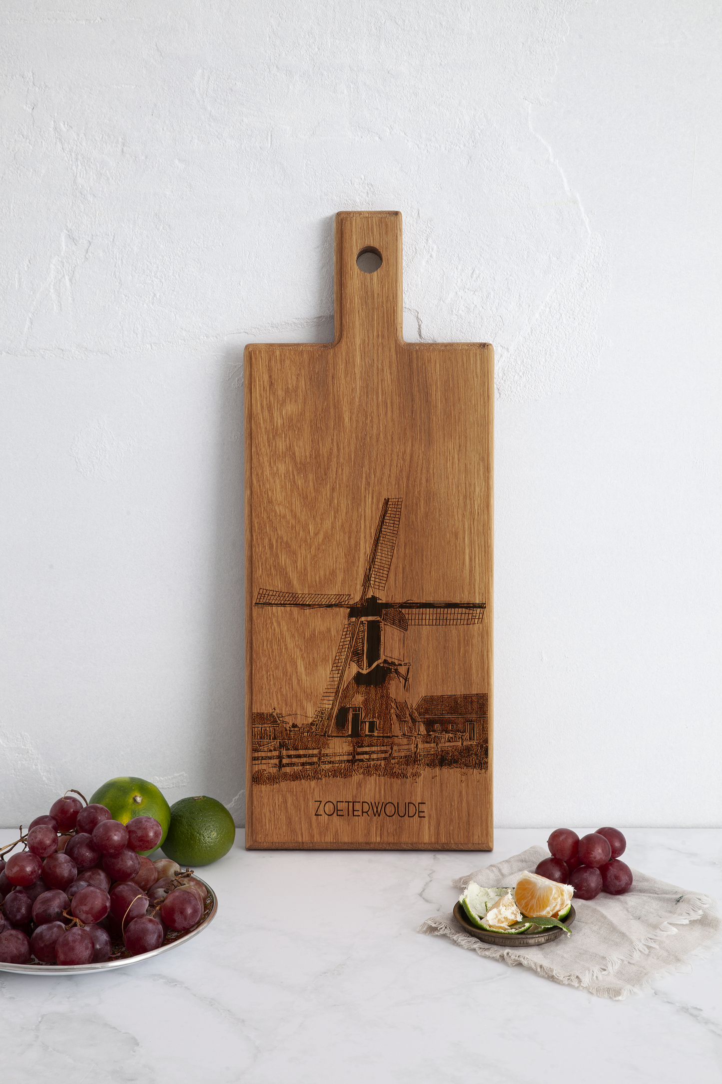 Zoeterwoude Molen – Wooden Serving Board (49 × 17 cm)