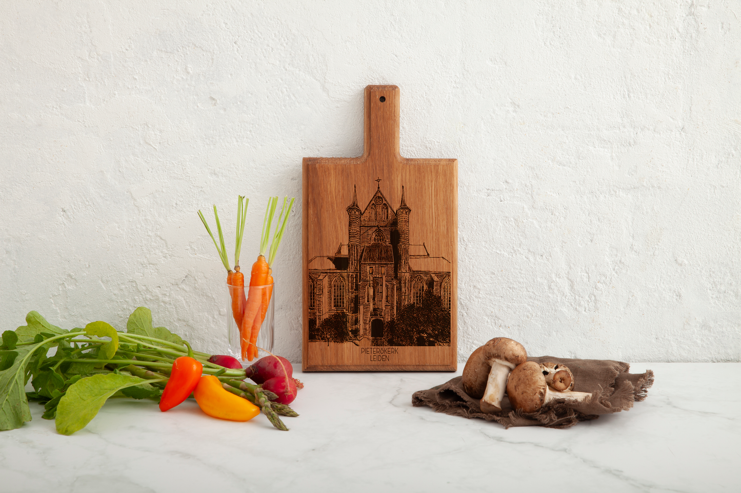 Leiden Pieterskerk Handmade , Engraved Cheese Board - Beech Wood