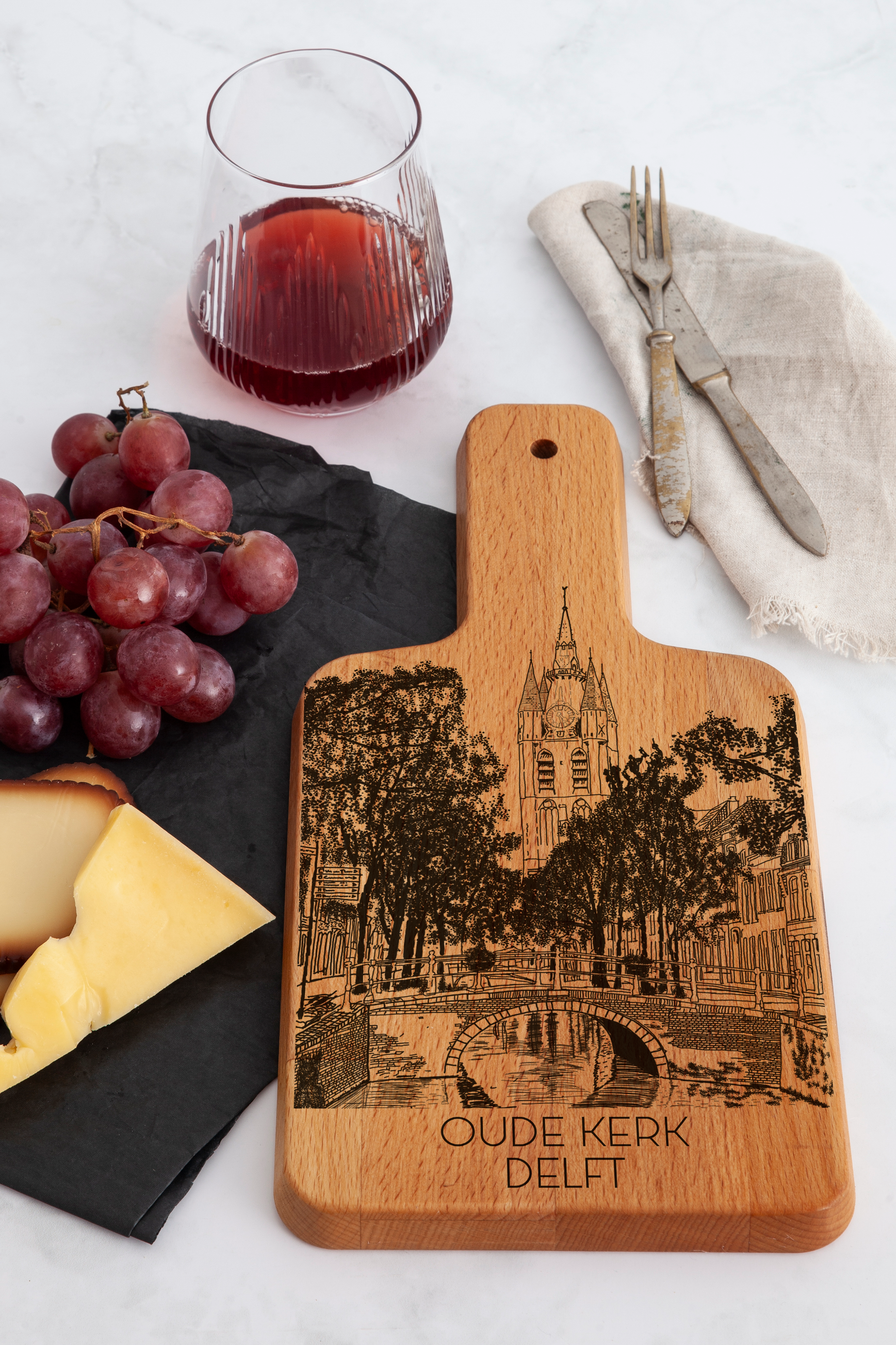 Delft, Oude Kerk, cheese board, side