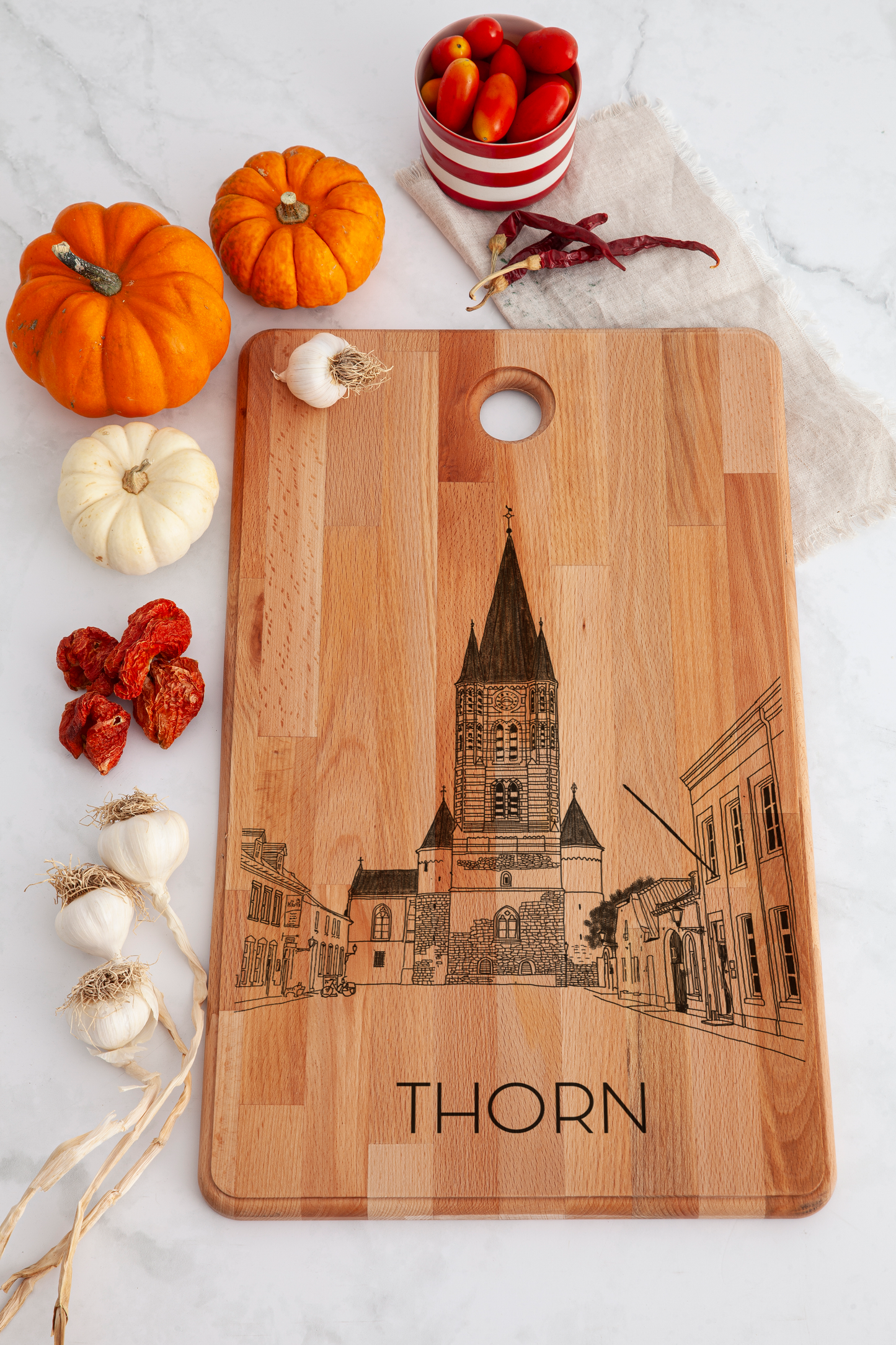 Thorn, Abdij Kerk, cutting board, on countertop