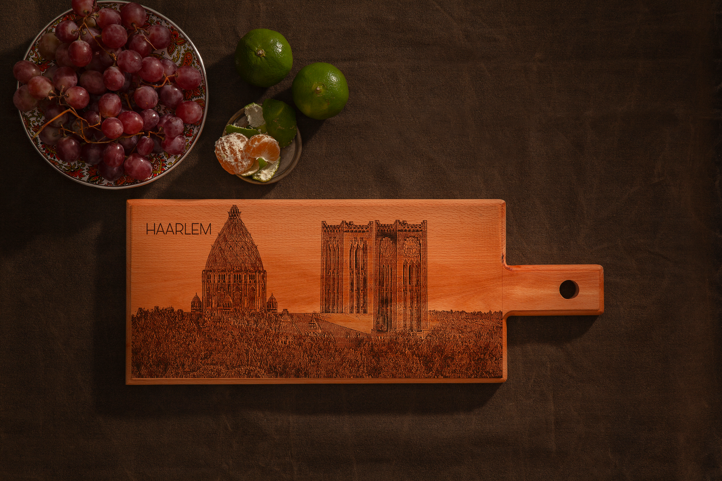 Haarlem Nieuwe St. Bavo – Wooden Serving Board (49 × 17 cm)