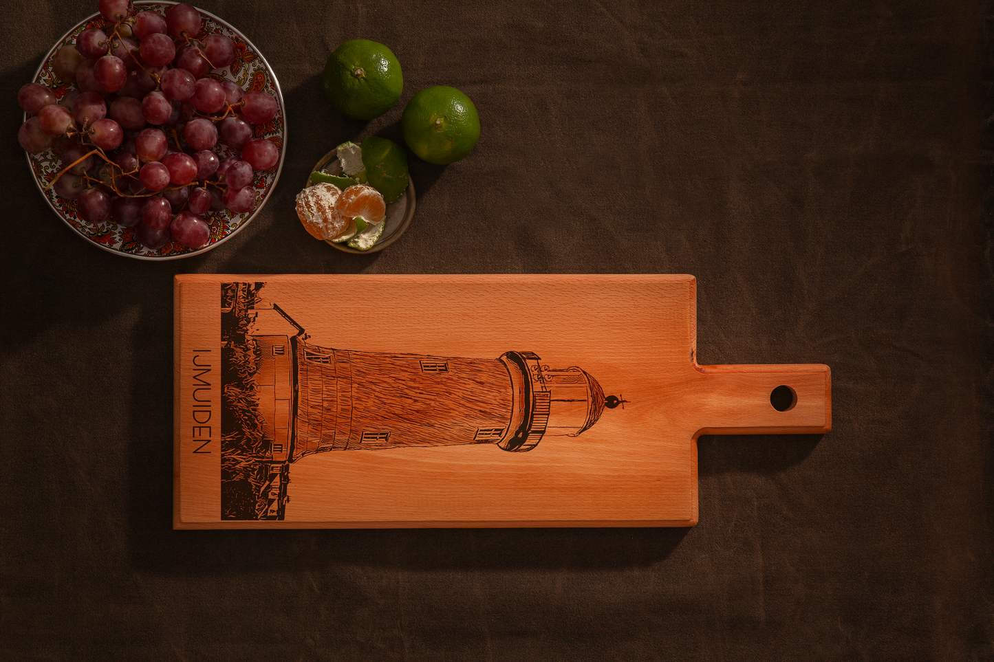 IJmuiden Lage Vuurtoren – Houten Serveerplank (49 × 17 cm)