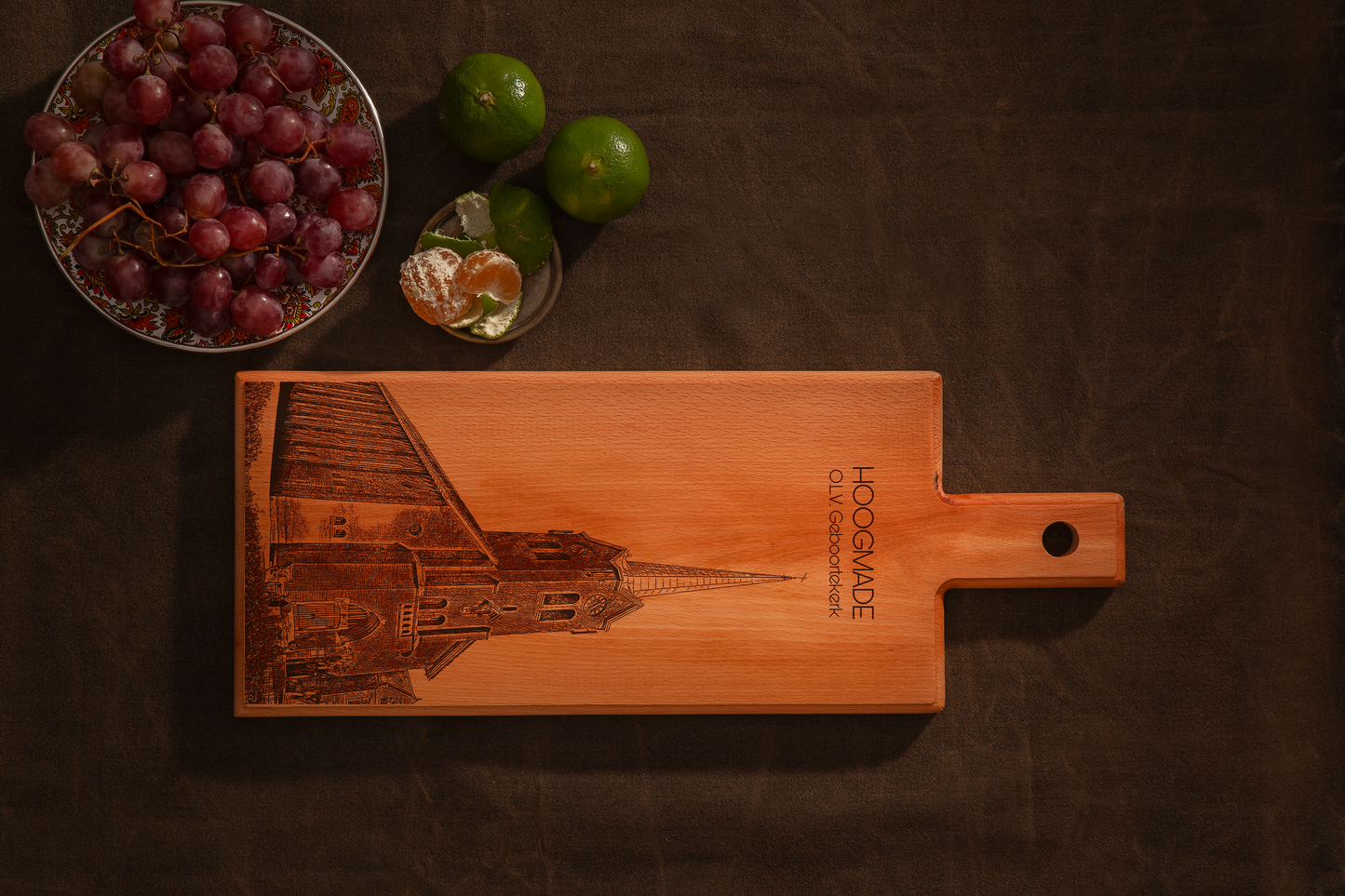 Hoogmade OLV Geboortekerk – Wooden Serving Board (49 × 17 cm)