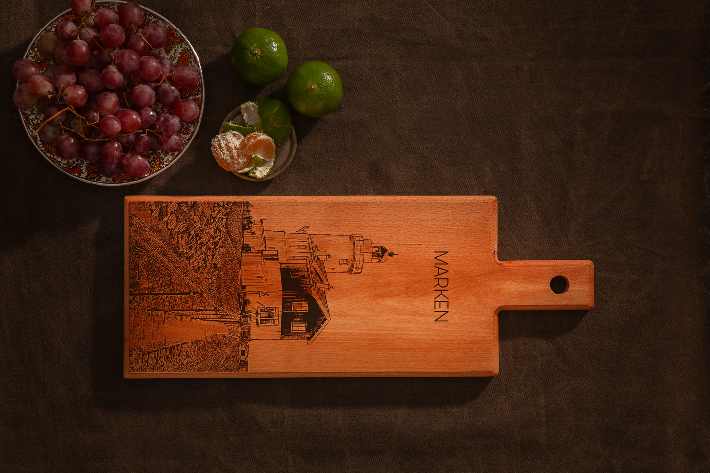 Marken Vuurtoren Wooden Serving Board – 49 x 17 cm