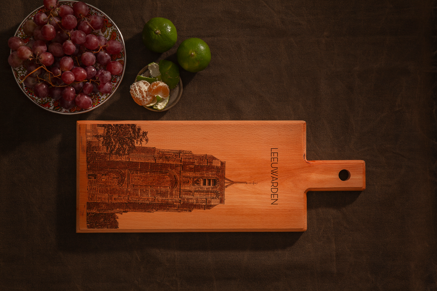 Leeuwarden Oldehove & Sint-Vituskerk houten serveerplank – 49 x 17 cm