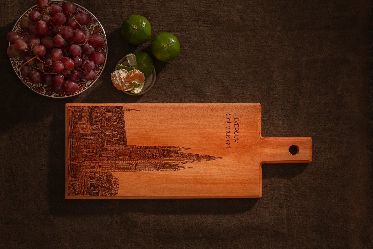 Hilversum Sint-Vituskerk – Wooden Serving Board (49 × 17 cm)