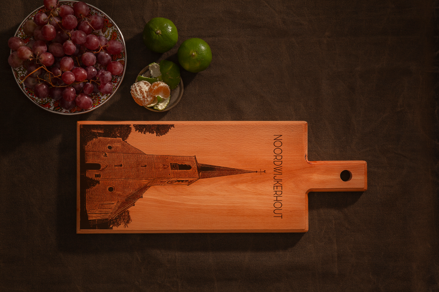 Noordwijkerhout Witte Kerk Wooden Serving Board – 49 x 17 cm