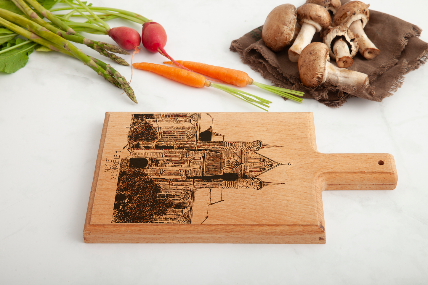 Leiden Pieterskerk Handmade , Engraved Cheese Board - Beech Wood