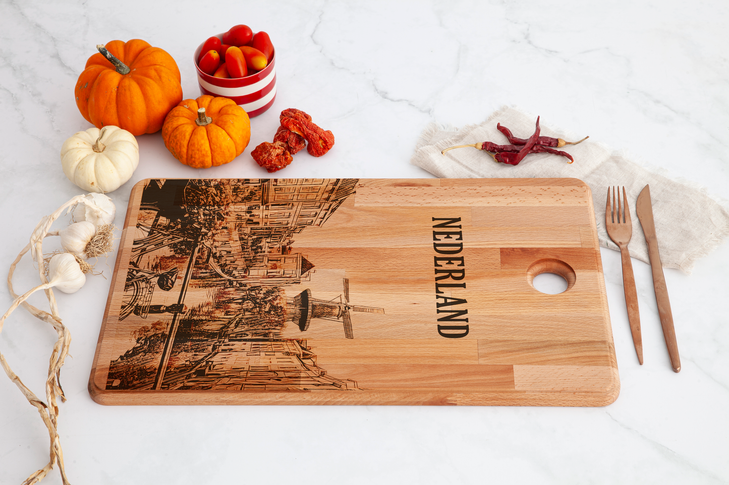 Nederland, City View, cutting board, with knife