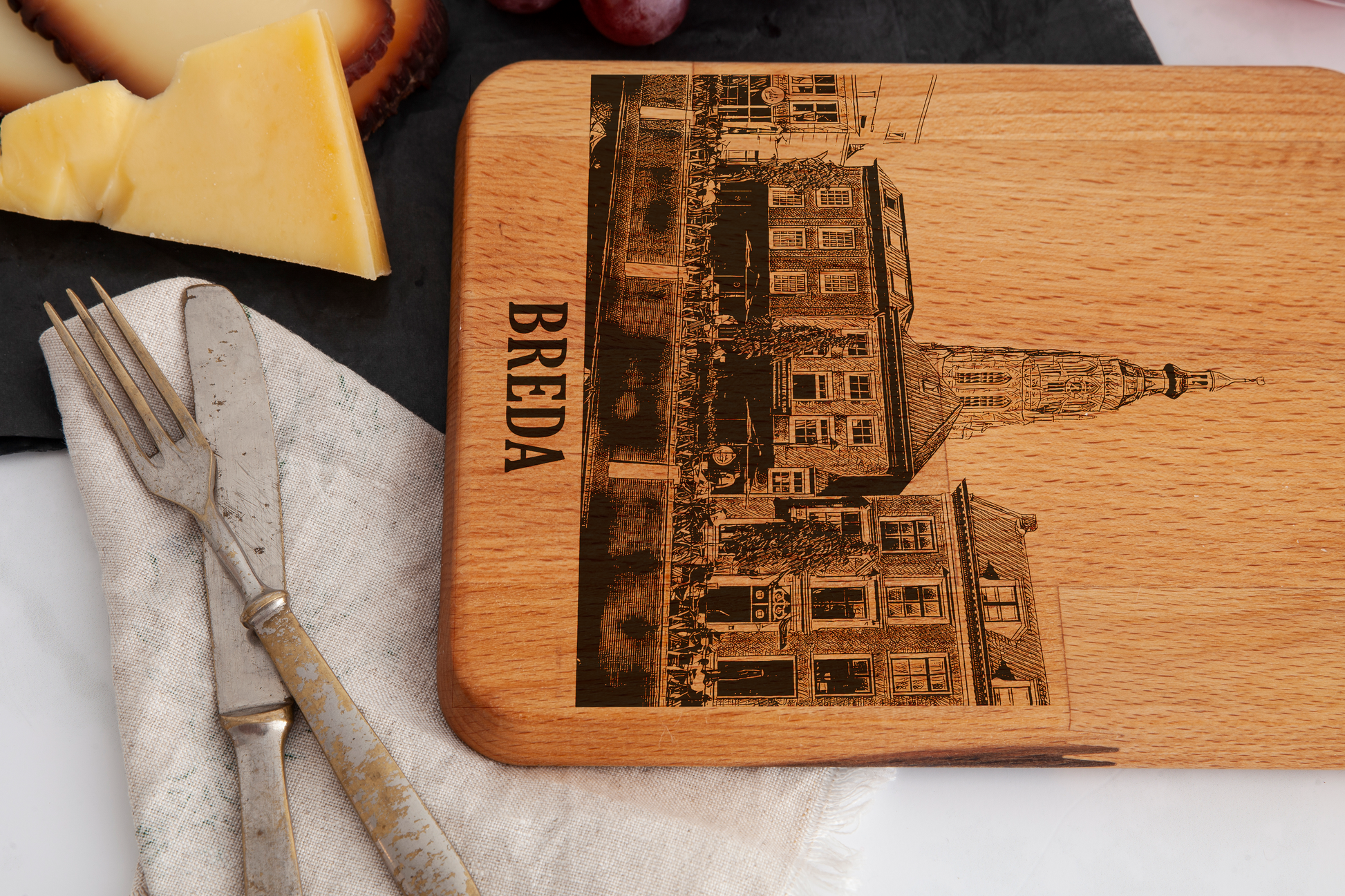 Breda, Grote Kerk, cheese board, wood grain