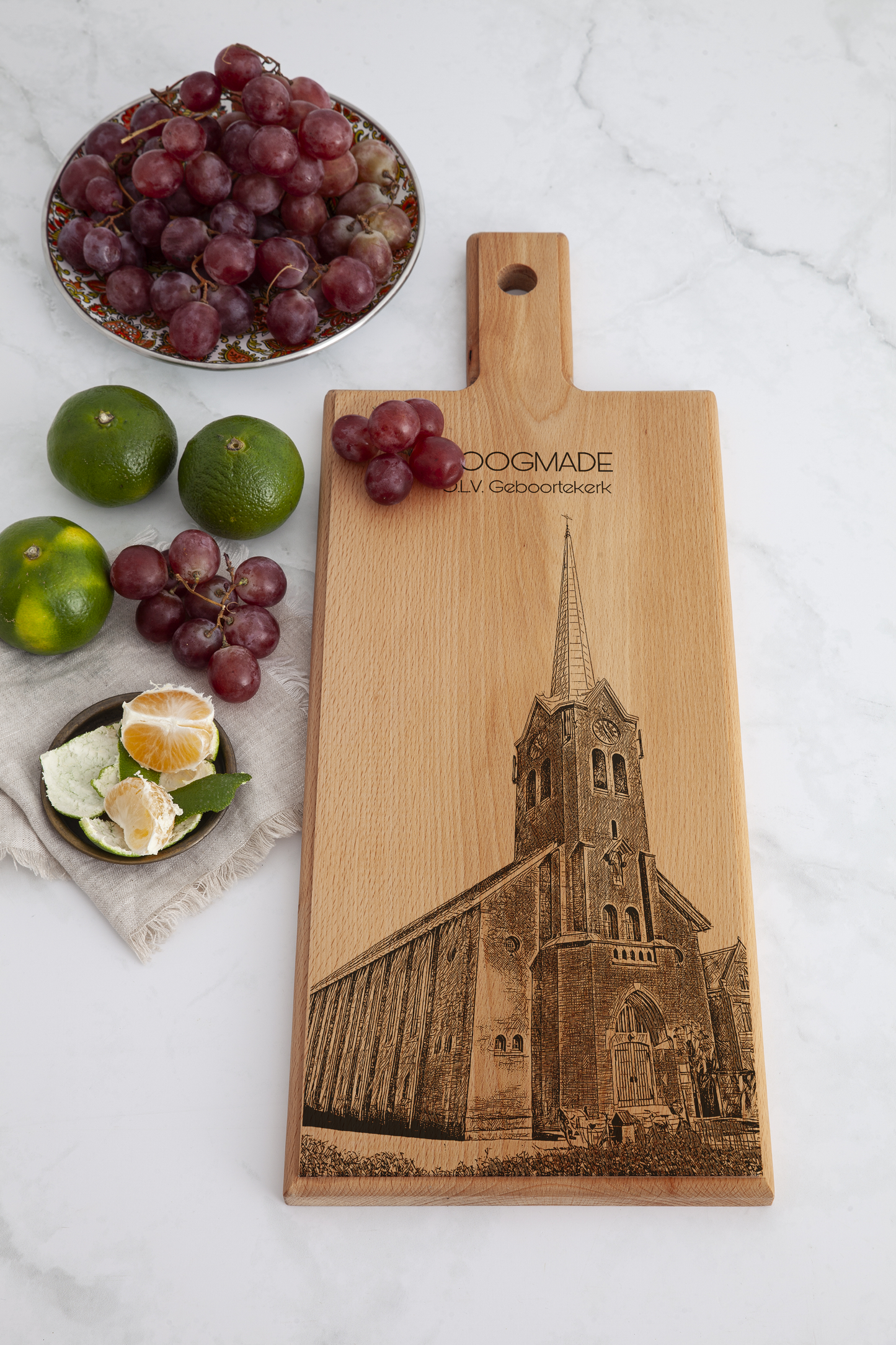 Hoogmade OLV Geboortekerk – Wooden Serving Board (49 × 17 cm)