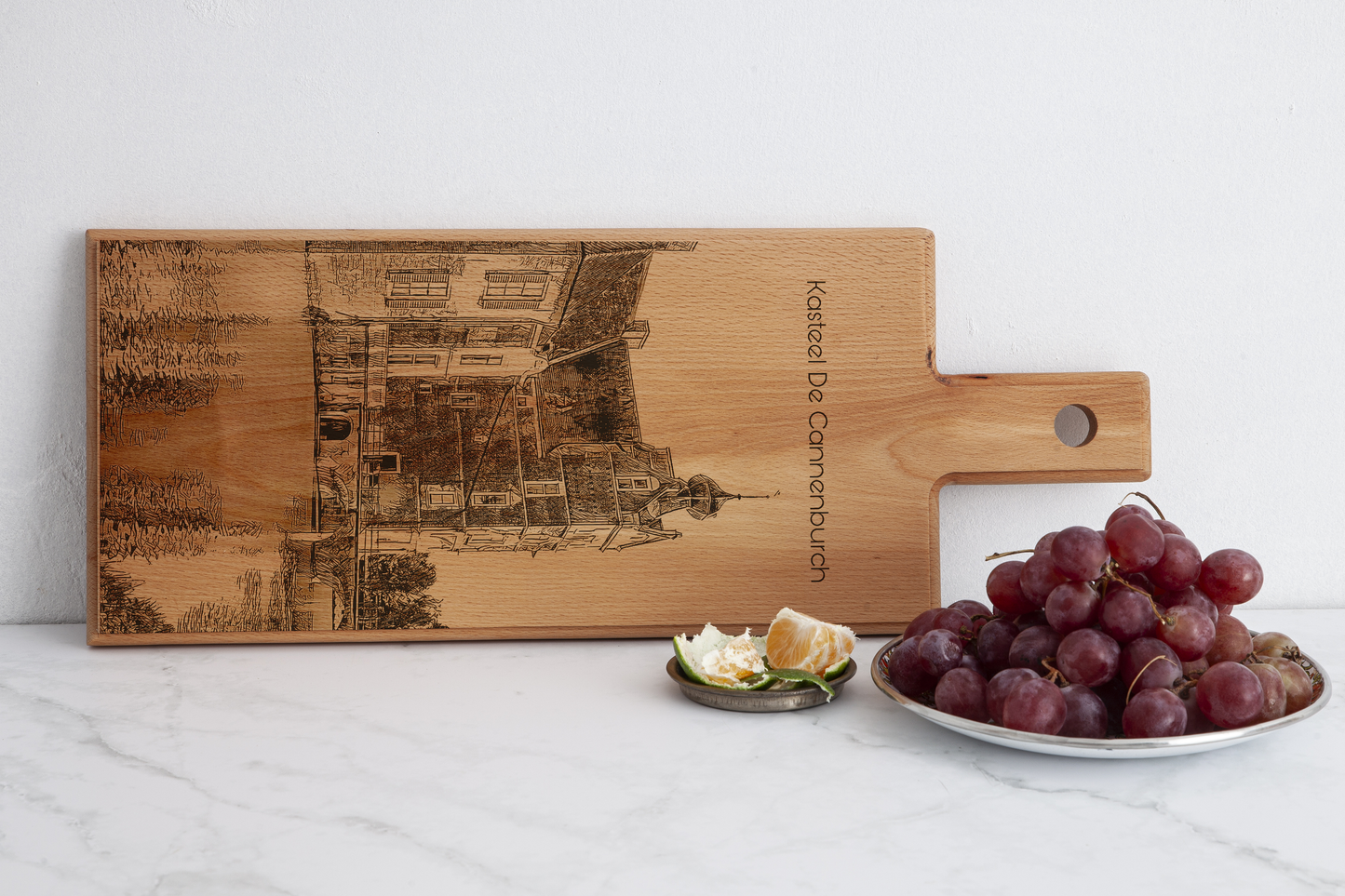 Kasteel De Cannenburch – Houten Serveerplank (49 × 17 cm)
