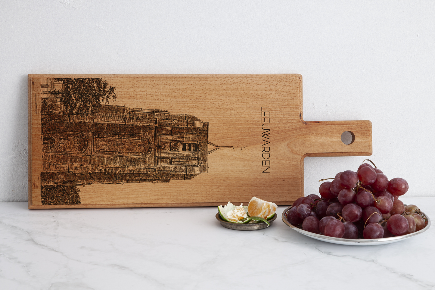 Leeuwarden Oldehove & Sint-Vituskerk houten serveerplank – 49 x 17 cm