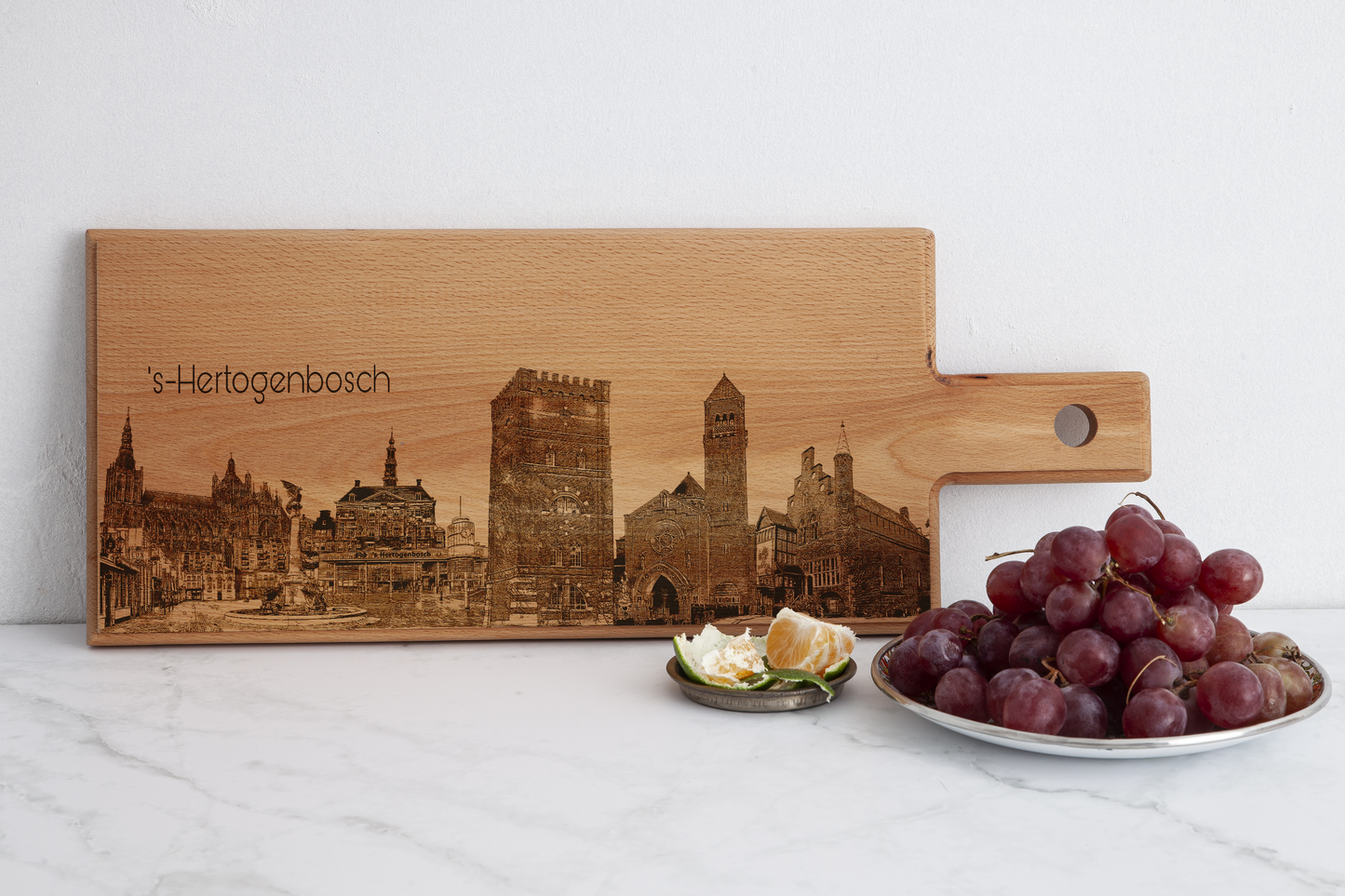 ’s-Hertogenbosch Skyline – Handmade Wooden Serving & Cheese Board (49 × 17 cm)