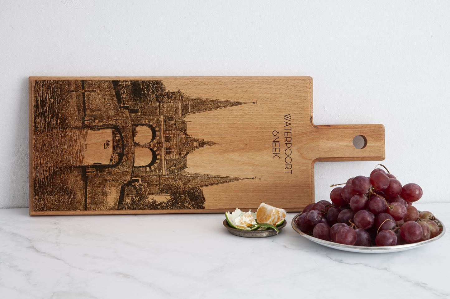 Sneek Waterpoort houten serveerplank – 49 x 17 cm