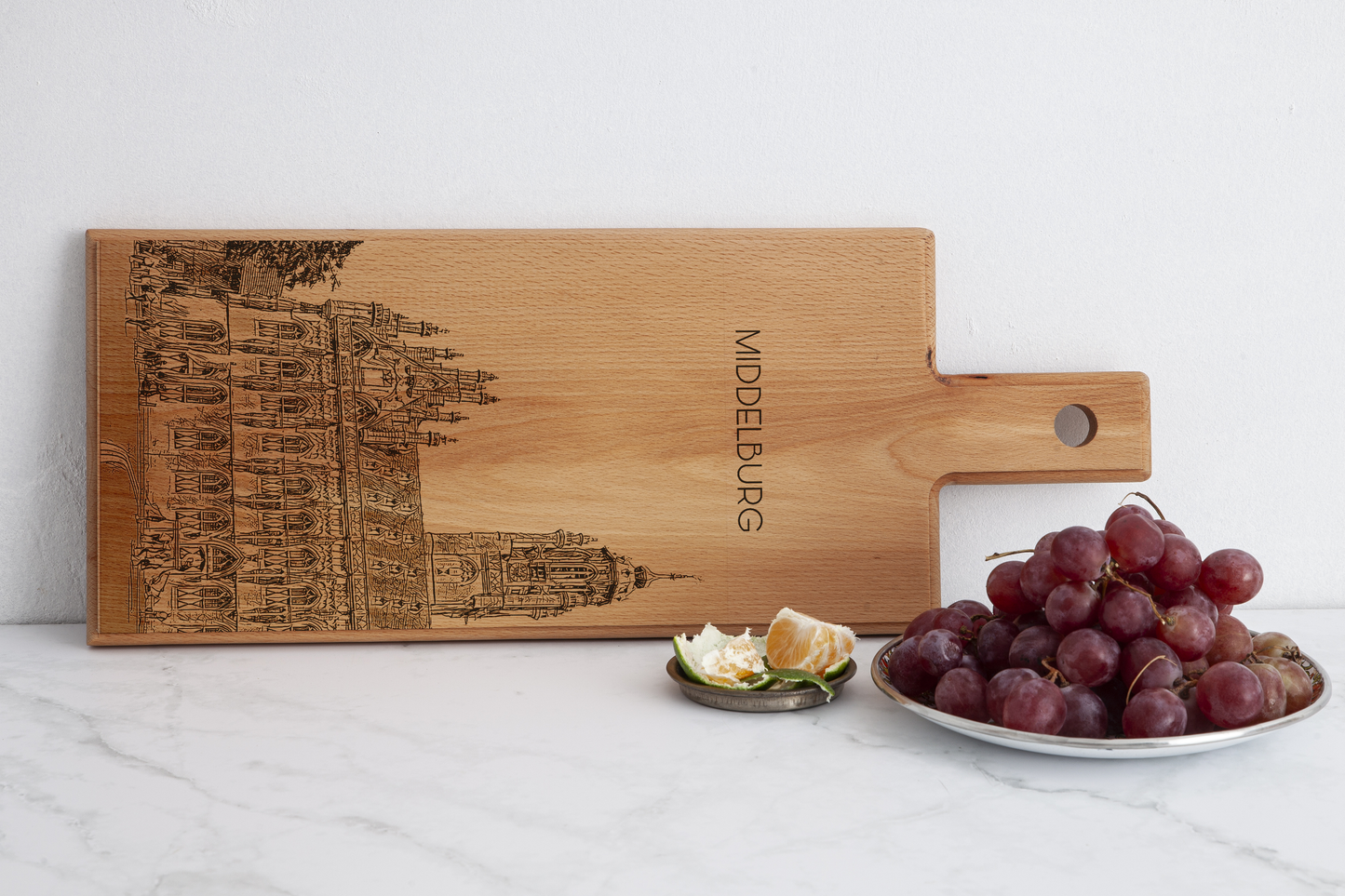 Middelburg Stadhuis Wooden Serving Board – 49 x 17 cm