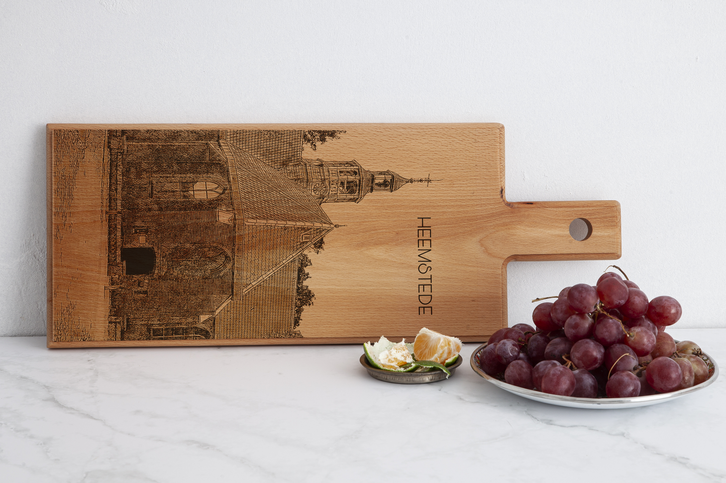 Heemstede Oude Kerk – Wooden Serving Board (49 × 17 cm)