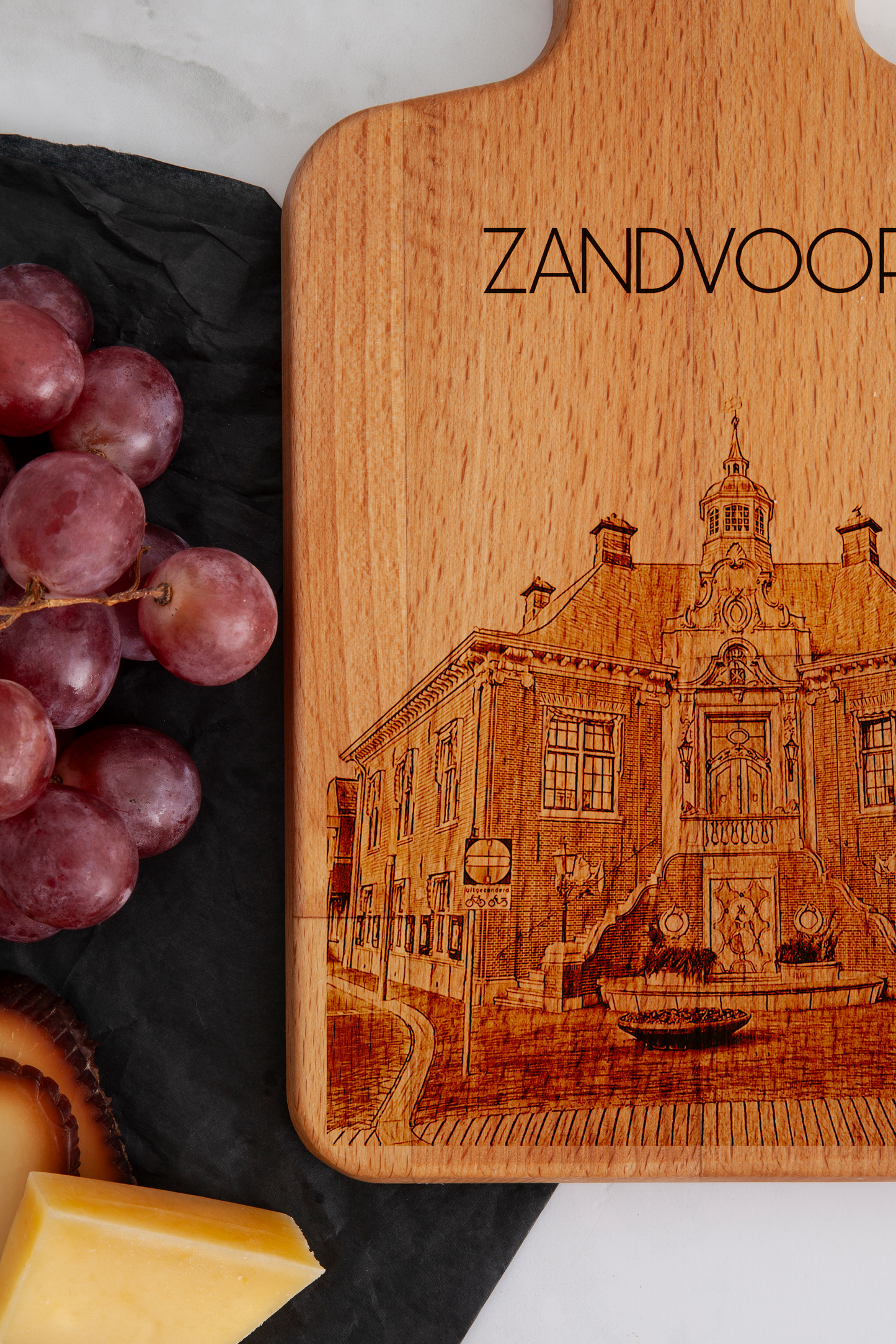 Zandvoort, Stadhuis, cheese board, close-up
